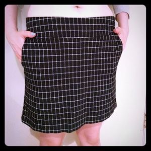 Black and white business skirt